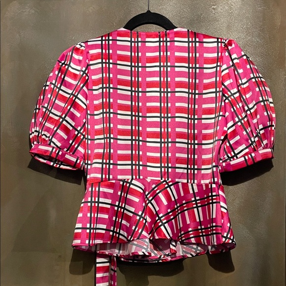 Stylish Pink Plaid Wrap Blouse - Picture 4 of 4